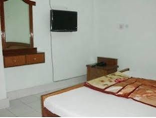 Hotel Neelkanth Λάκναου Εξωτερικό φωτογραφία