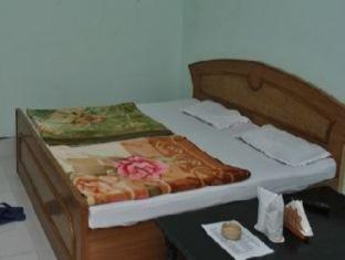 Hotel Neelkanth Λάκναου Εξωτερικό φωτογραφία