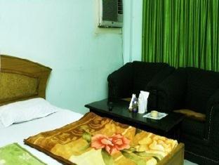 Hotel Neelkanth Λάκναου Εξωτερικό φωτογραφία